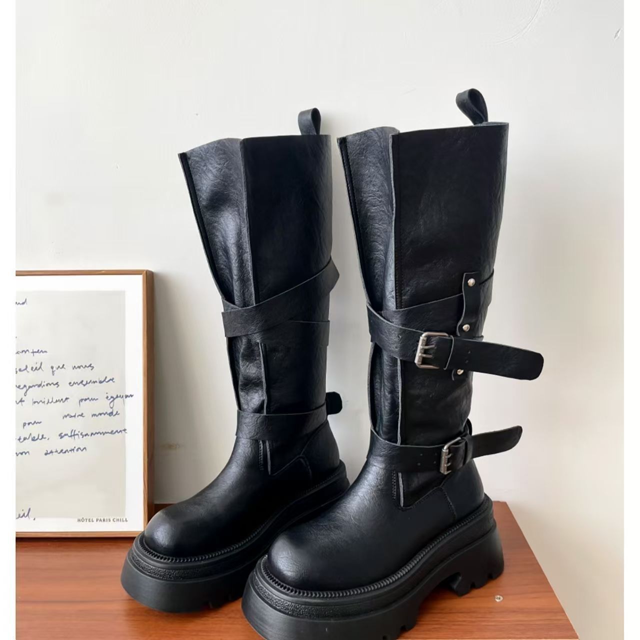 Botas Altas de Mujer con Plata - Vintage Fashion Online reseña y precio